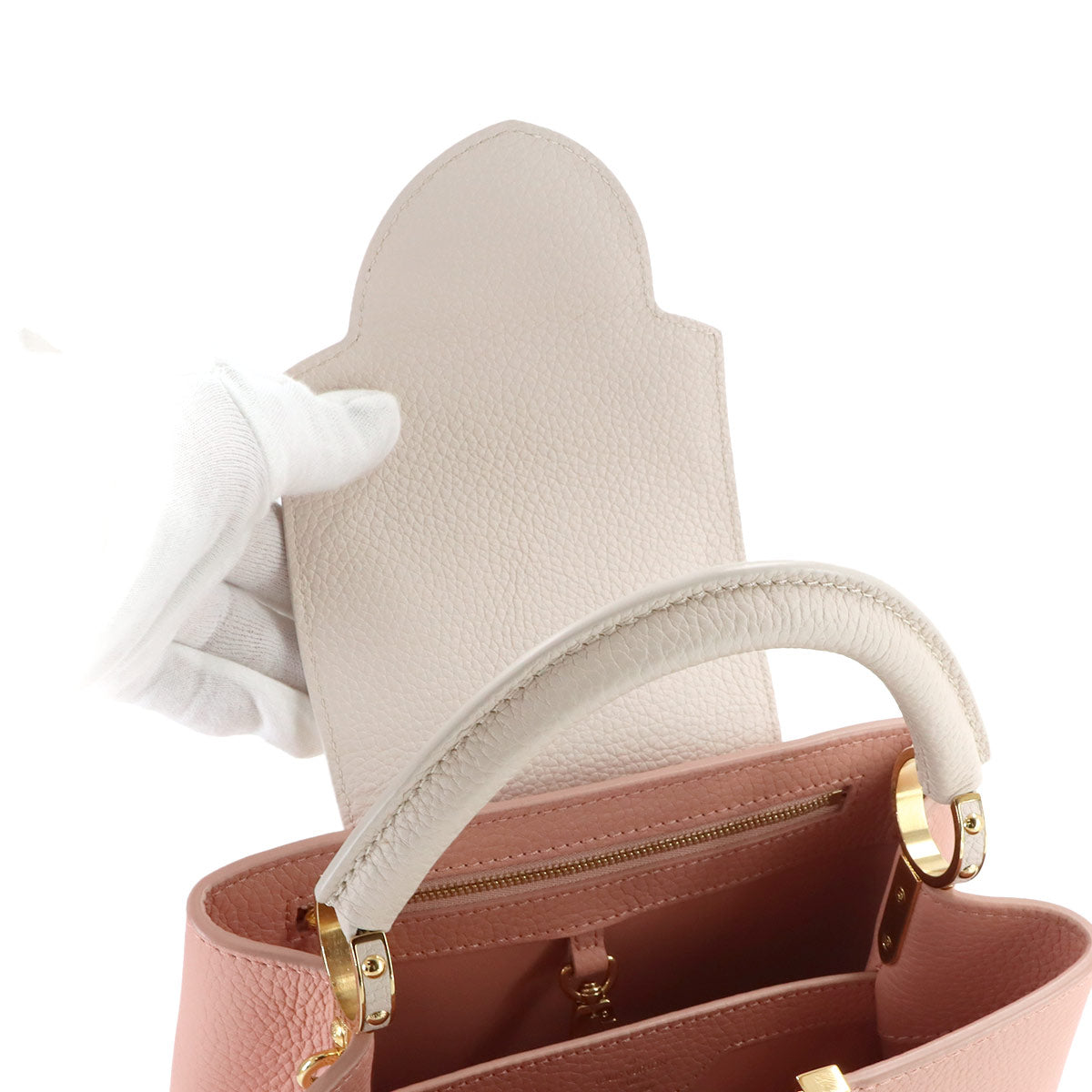 Capucines BB Hand Shoulder Bag Taurillon Leather M21045