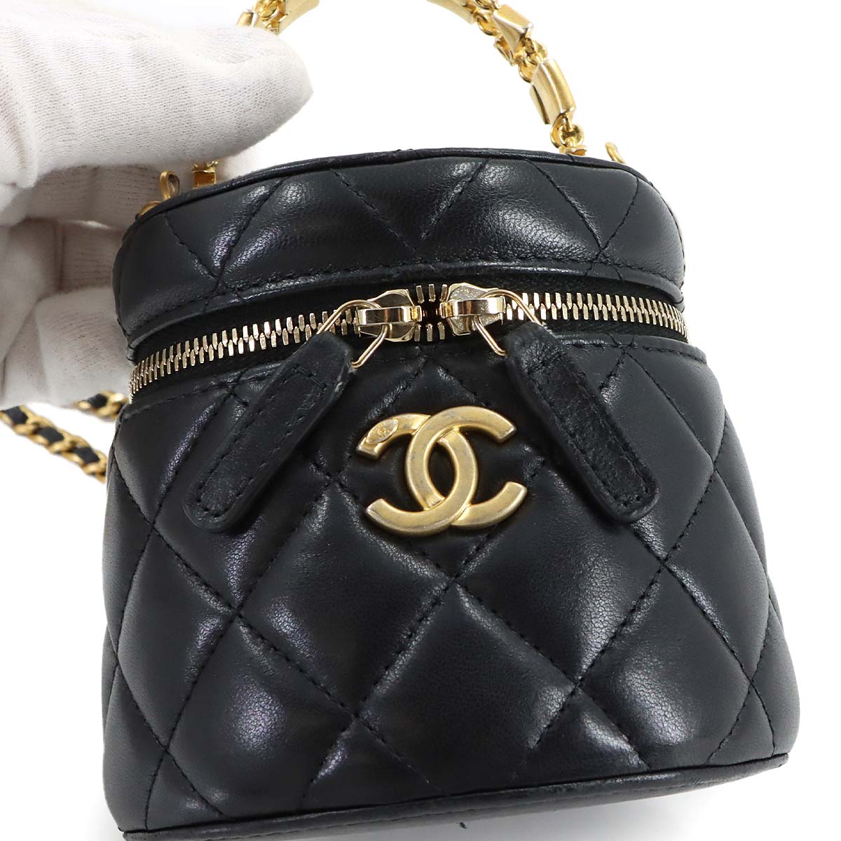 Matelasse Mini Vanity Hand Shoulder Bag Leather Black AP2947