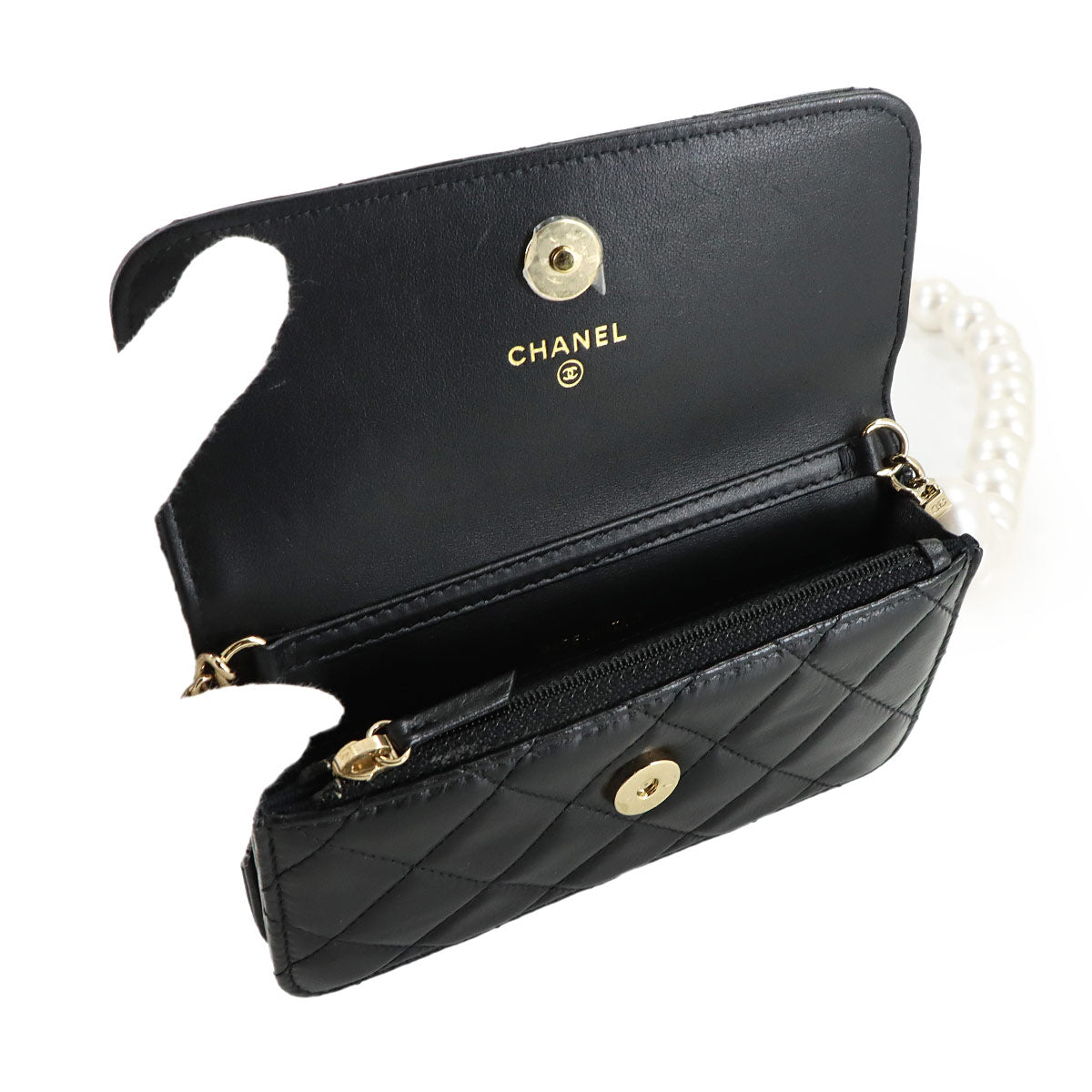Matelasse Faux Pearl Chain Wallet Leather Black AP1839