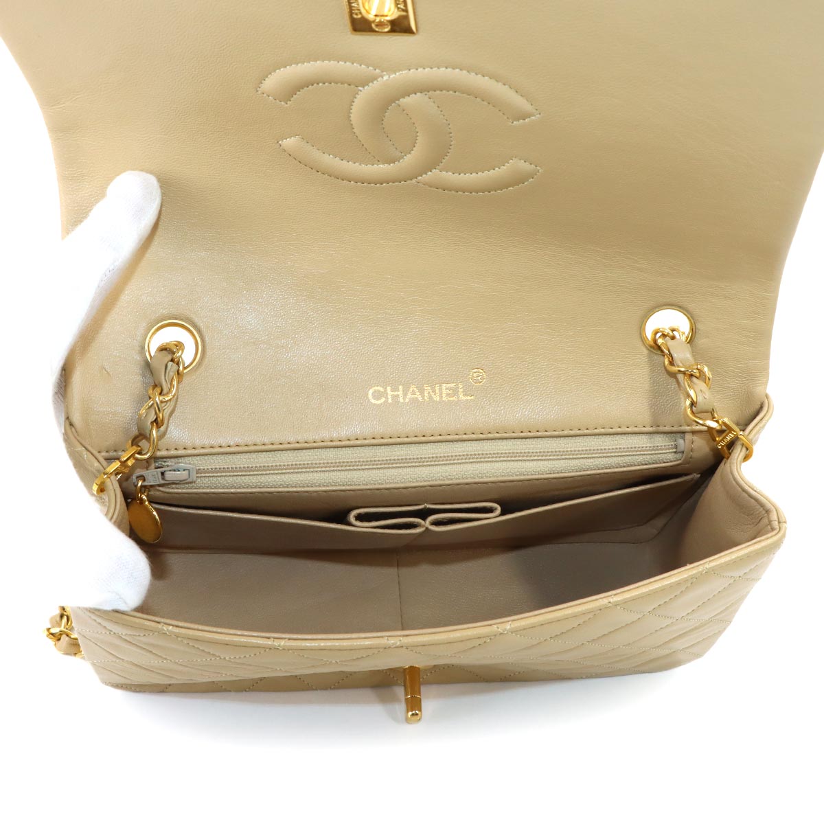 Matelasse Chain Shoulder Bag Leather Beige Purse