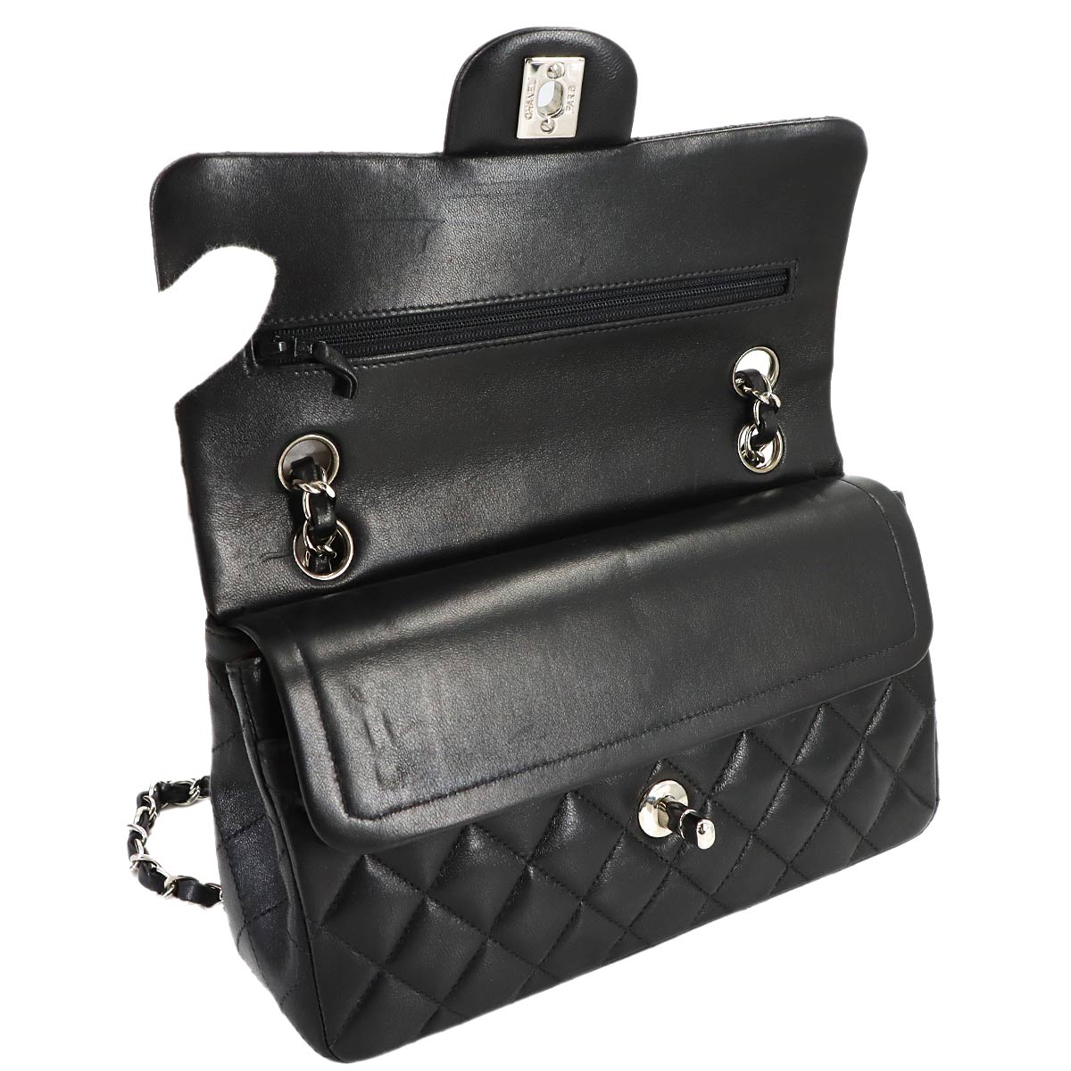 Matelasse 23 Chain Shoulder Bag Leather Black A01113
