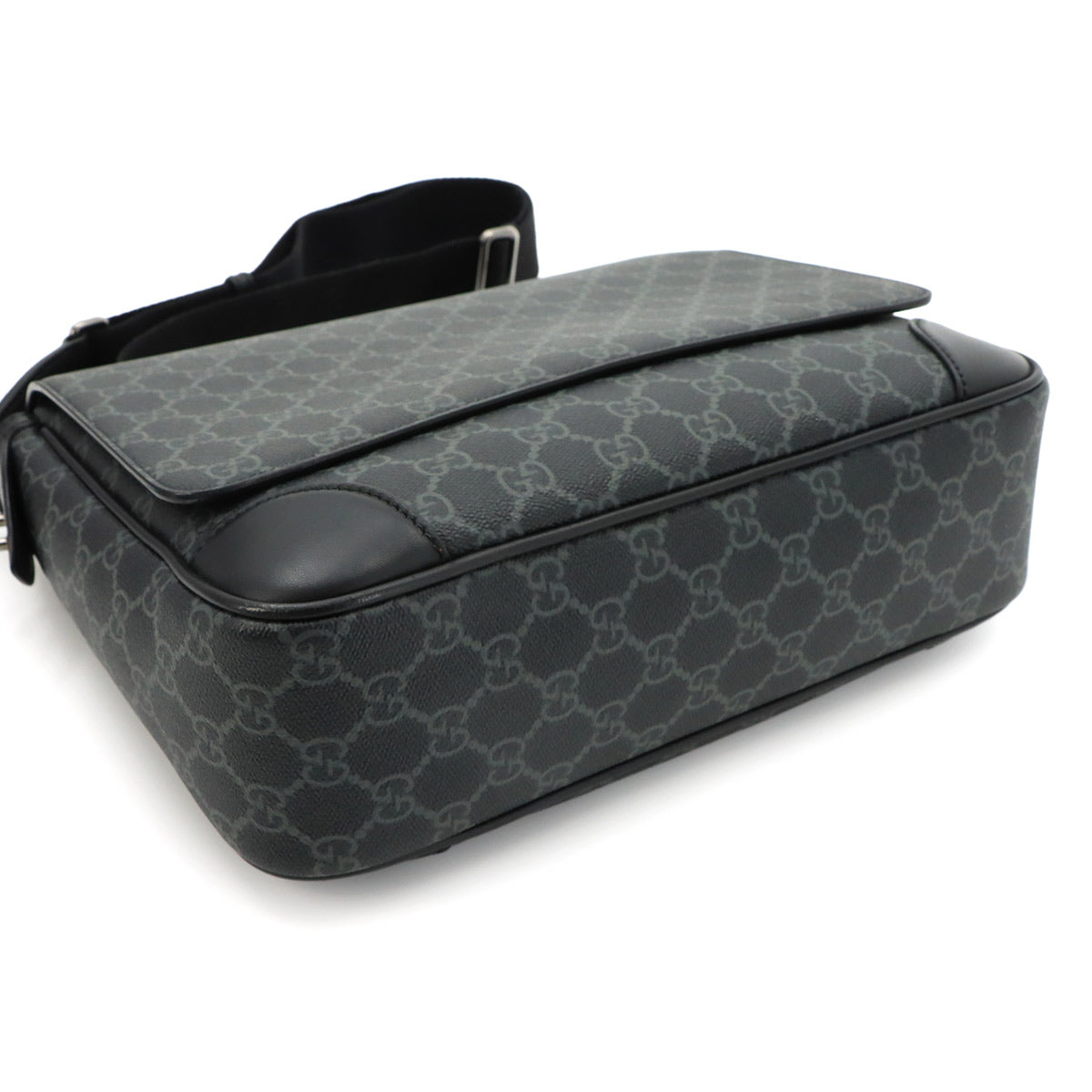 GG Emblem Crossbody Bag Leather Black 821154 Purse