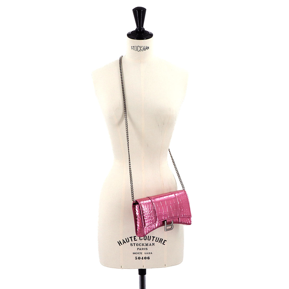 Hourglass Chain Long Wallet Metallic pink 656050 Emboss