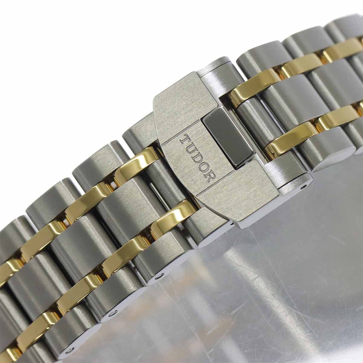 Royal 28503 YG Automatic Date Black Dial Mens Watch