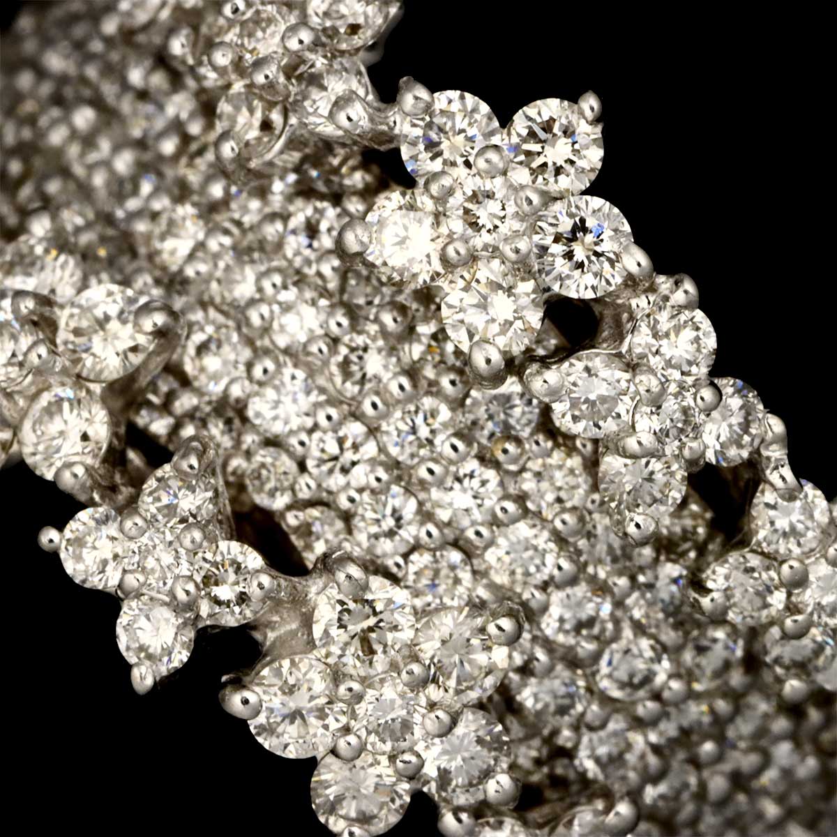 Diamond 1.67ct Flower Ring 18K WG 750 Size8-8.25(US)