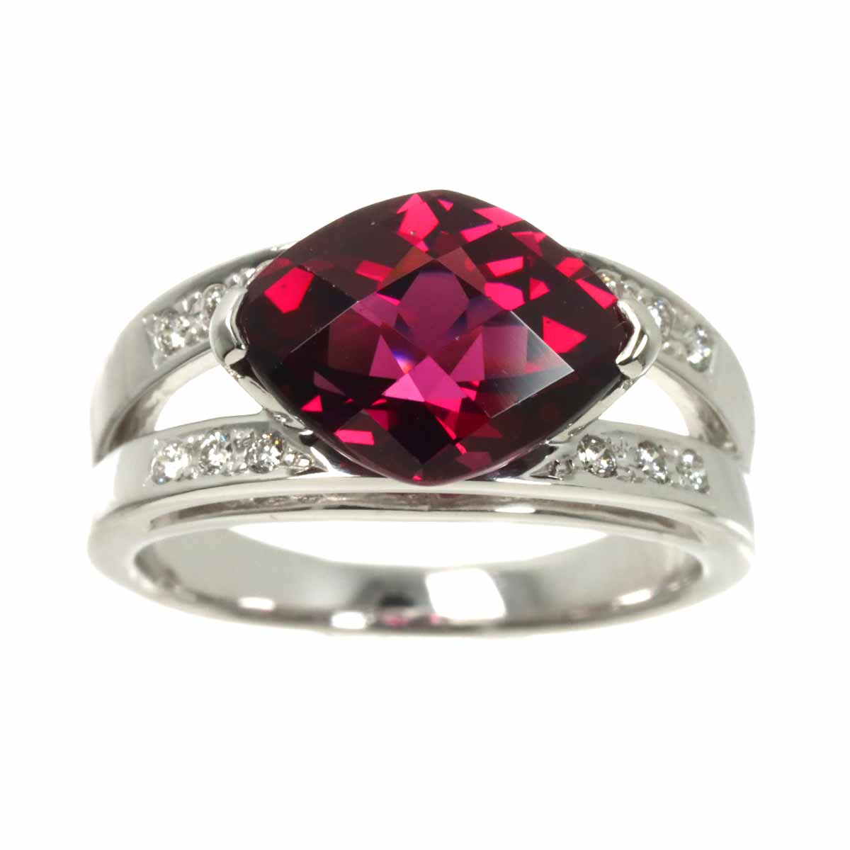 Garnet 4.33ct Diamond 0.11ct Ring 18K WG 750 size6(US)
