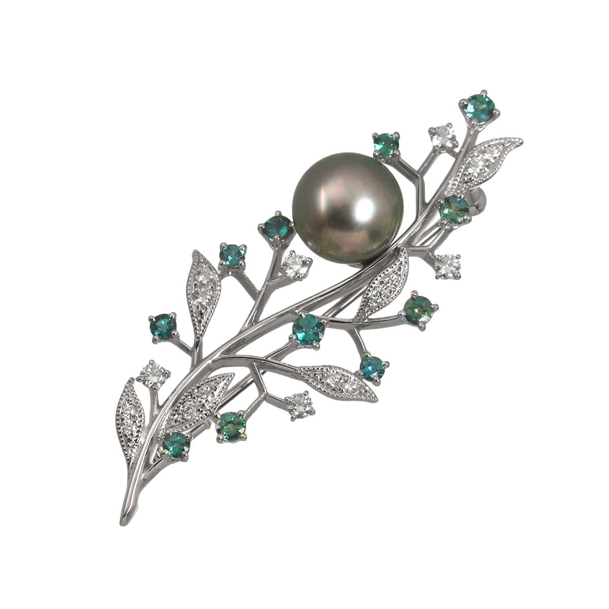 South Sea pearl Diamond Alexandrite Brooch 18K WG 750