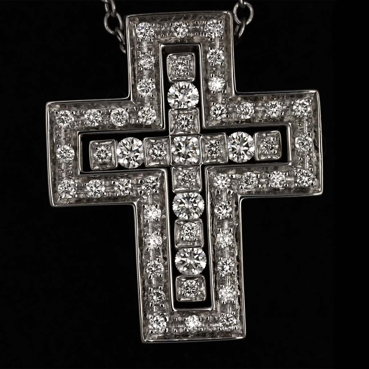 Belle Epoque Diamond Cross Necklace XS 18K WG 750