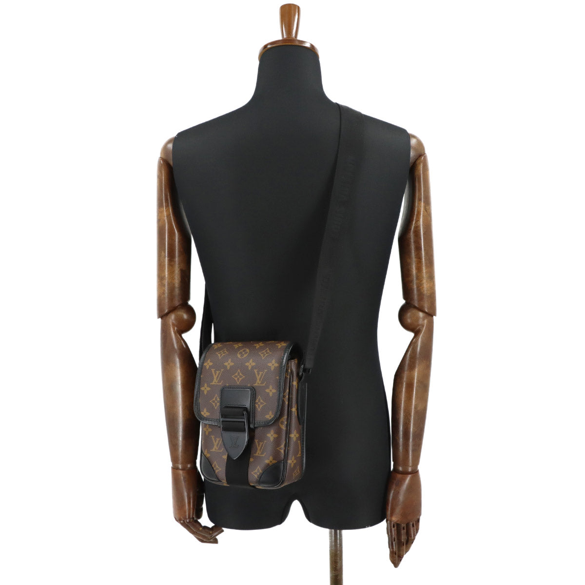 Monogram Macassar Archy Messenger Shoulder Bag M46442