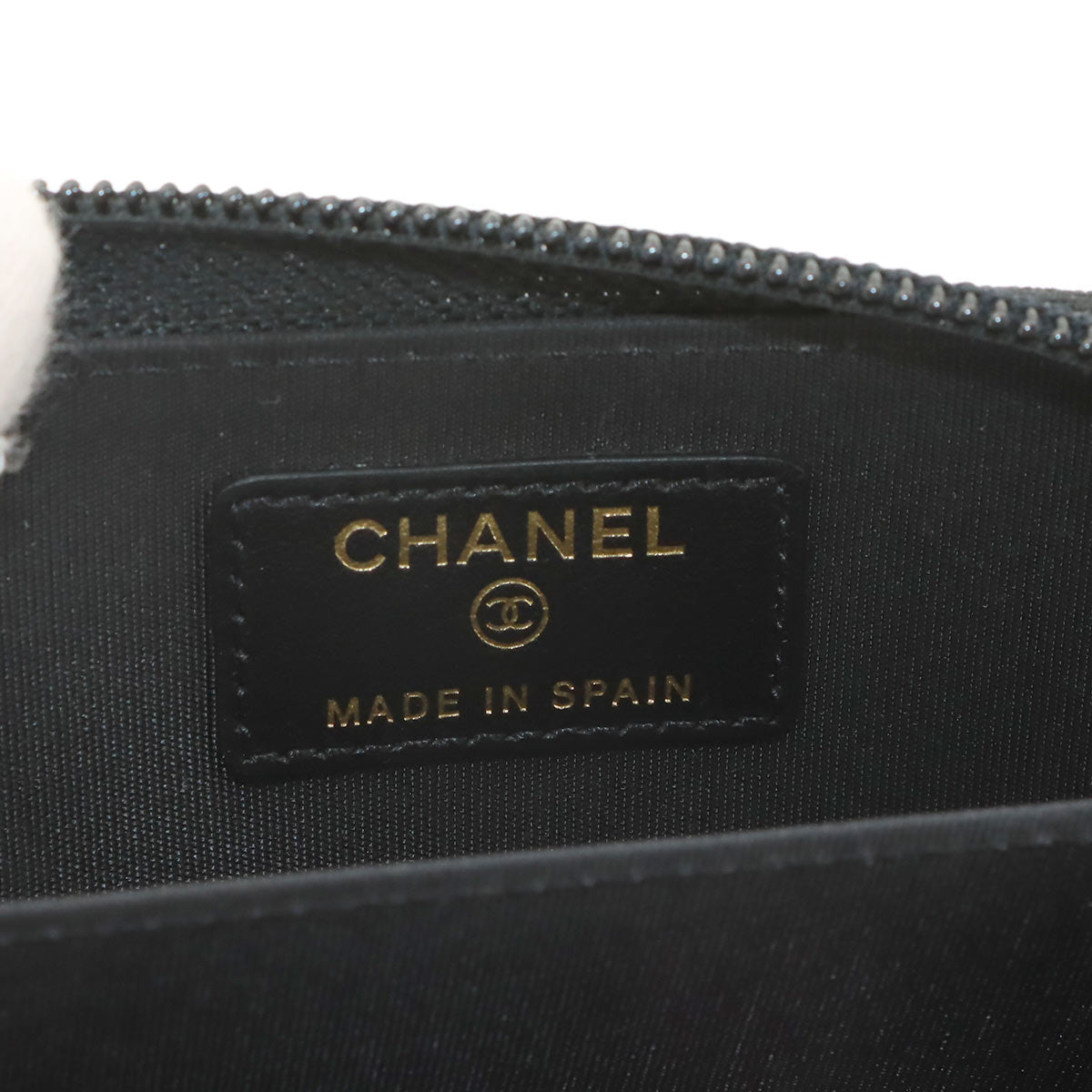 Boy Chanel Zipped Coin Purse Leather Black A80602