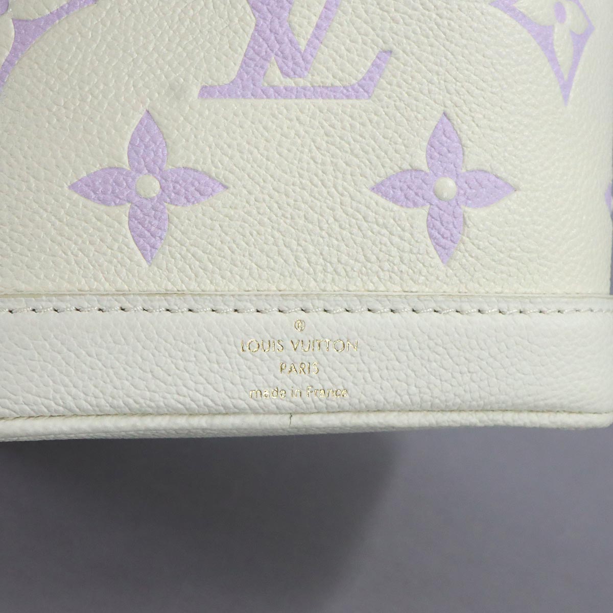Bicolor Monogram Empreinte Nano Noe Latte White M82933