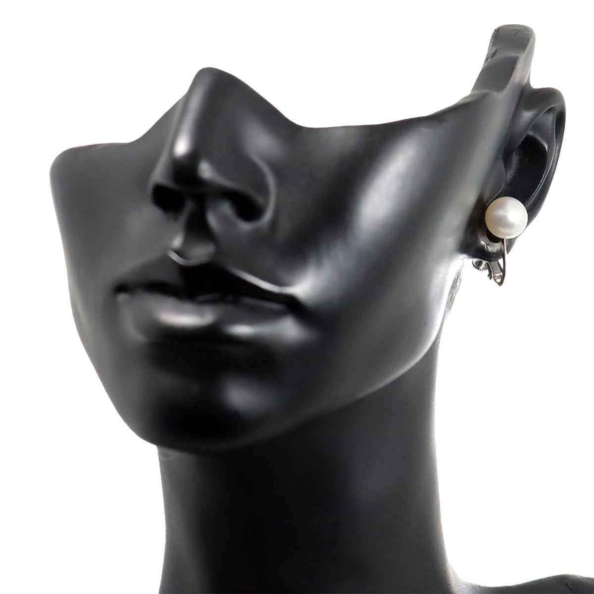 Akoya Pearl 8.3mm Earrings Clip on 18K WG White Gold 750