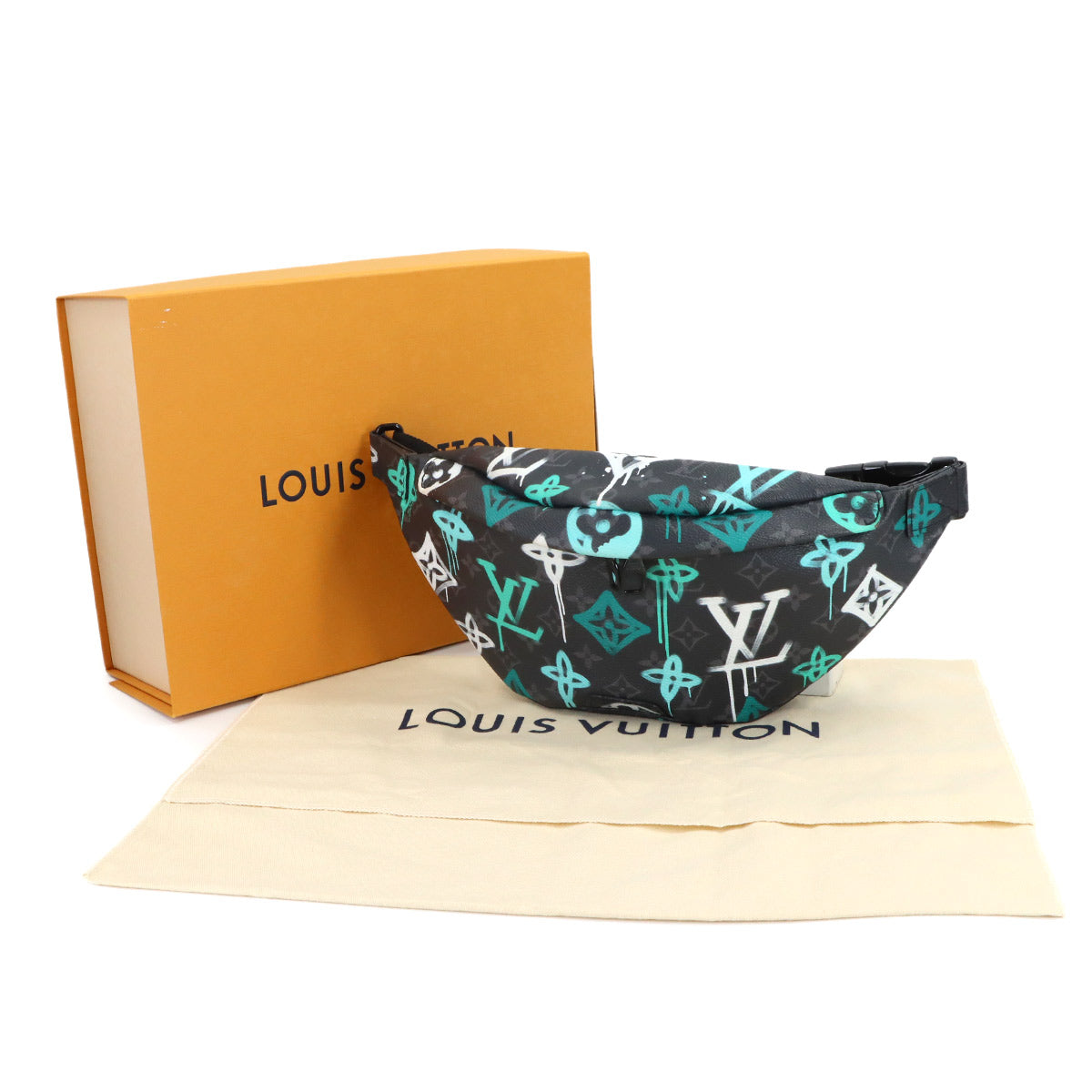 LV Graffiti Discovery Bumbag Monogram Eclipse M21397