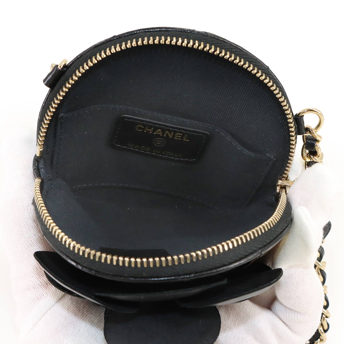 Matelasse Camellia Chain Clutch Coin Case Leather Black AP2121