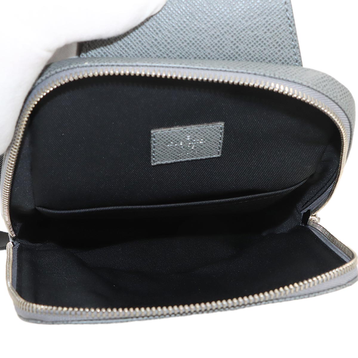 Taiga Avenue Sling Bag Crossbody Bag Gris M30801 Purse