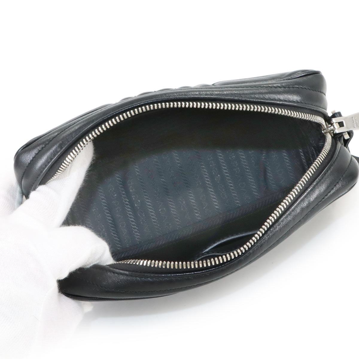 Diagramme Chain Shoulder Bag Leathear Nero Black 1BH083 Purse
