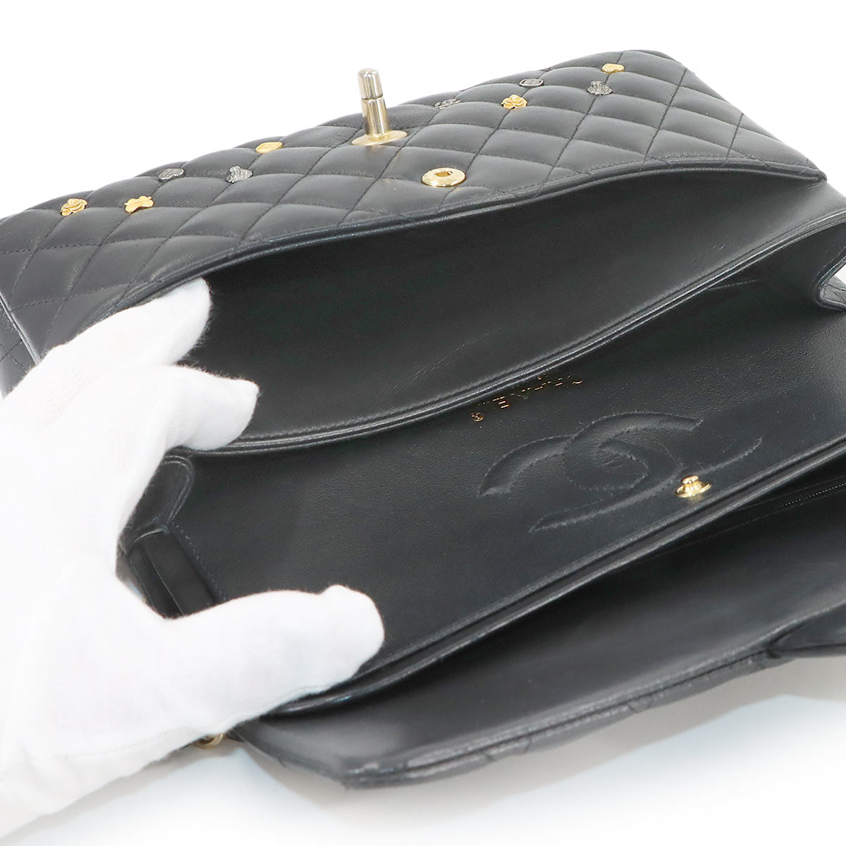 Matelasse Chain Shoulder Bag Leather Black Lucky Charm Ikon