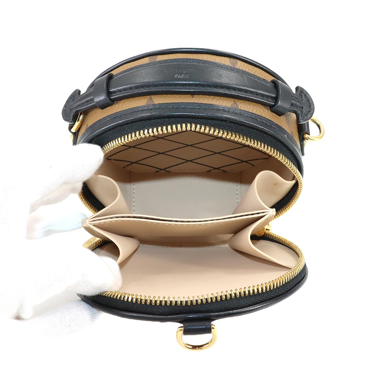 Monogram Reverse Mini Boite Chapeau Shoulder Bag M68276