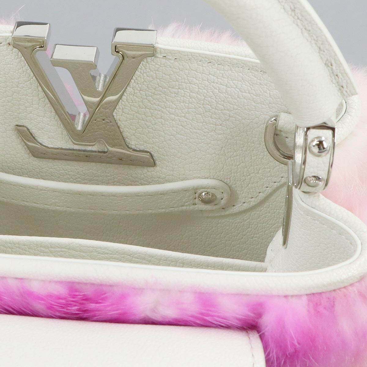 Capucines MINI Hand Shoulder Bag Leather Mink fur White