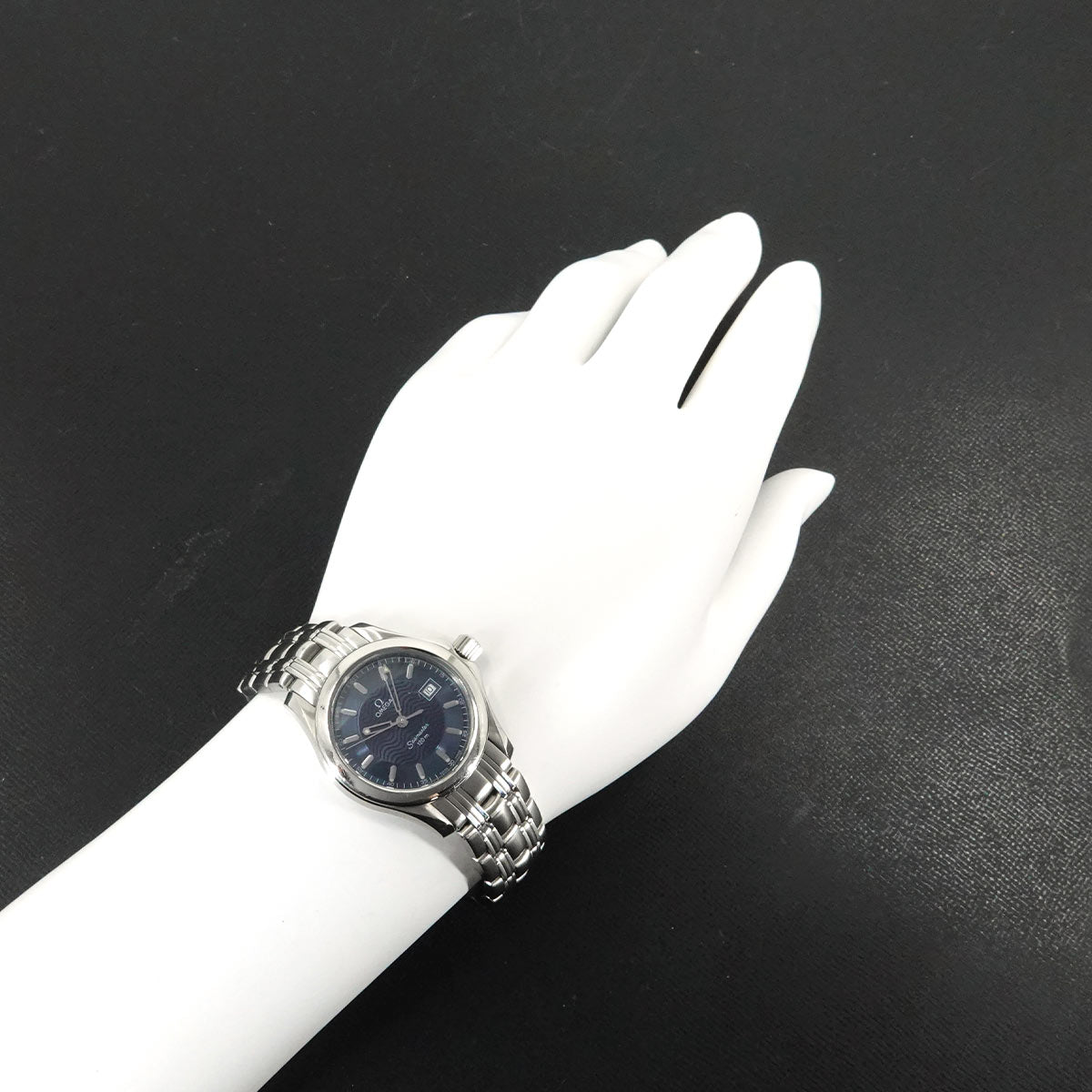 Seamaster 120m 2571.81 Date Quartz Blue Dial Ladies Watch