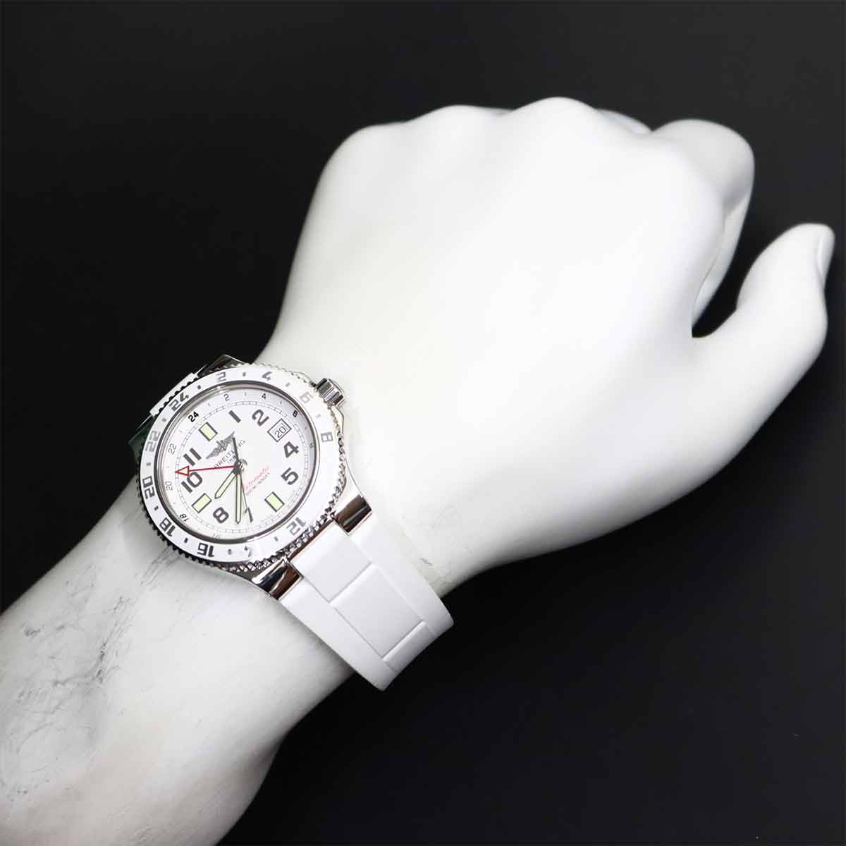 Super Ocen GMT A32380 White Dial Automatic Mens Watch