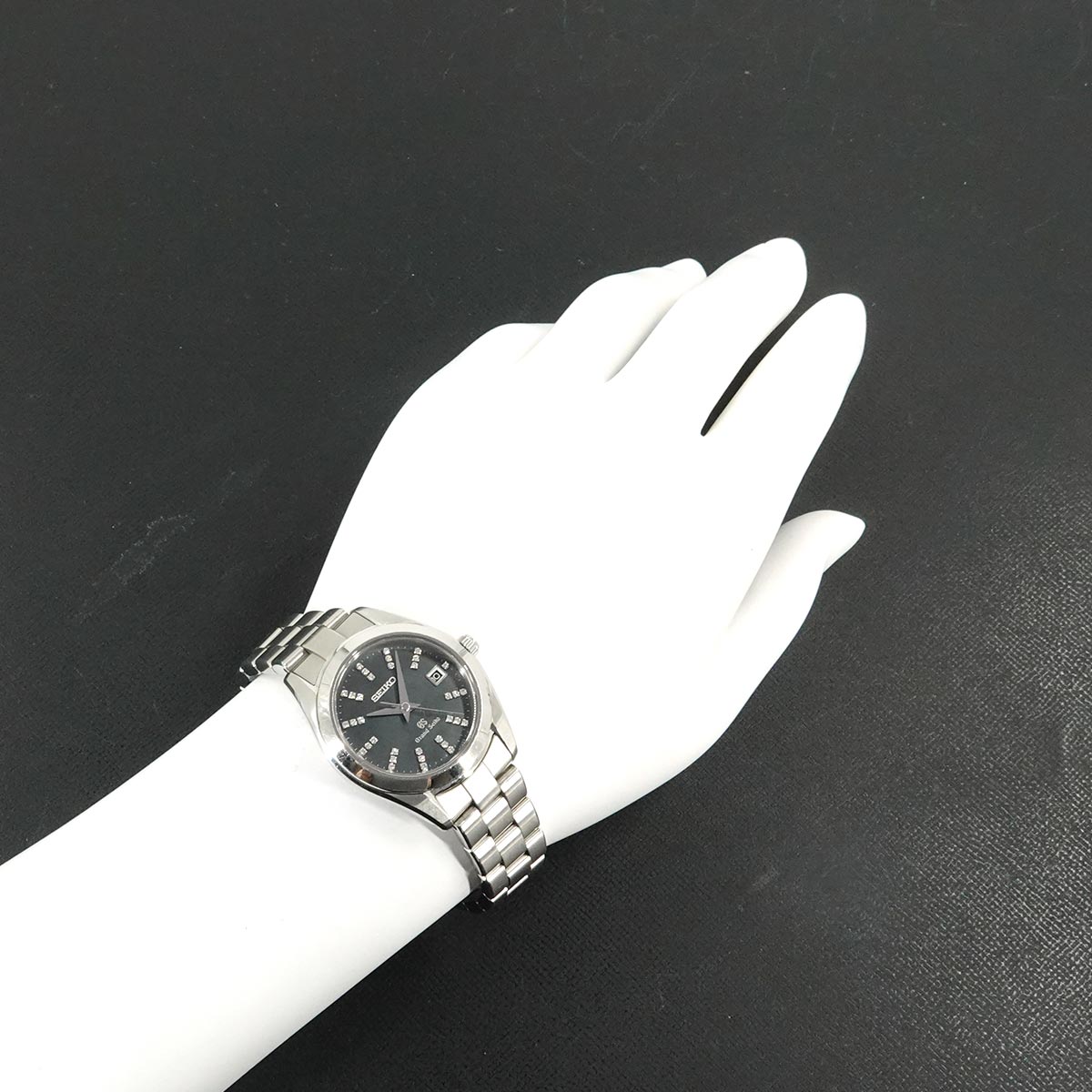 Grand Seiko STGF071 Quarts 34P Diamond Ladies Watch