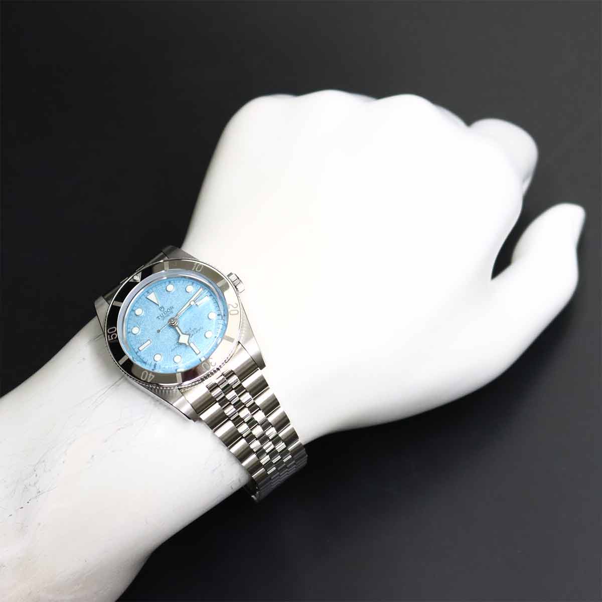 Heritage Black Bay 79000 Automatic Blue Dial Mens Watch