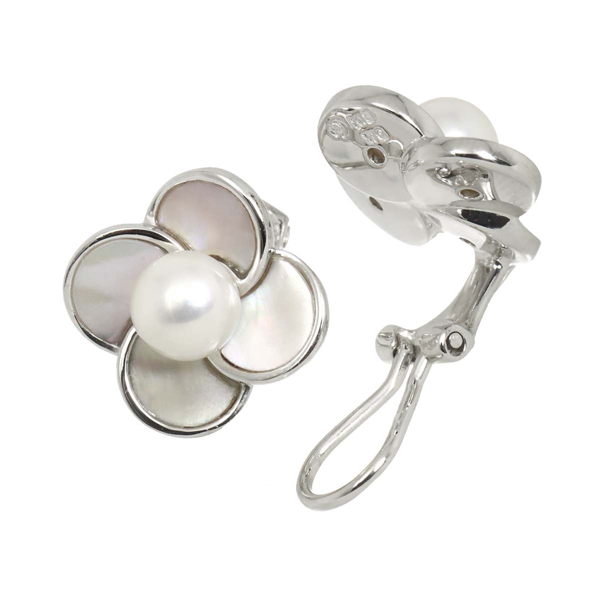 Akoya Pearl 6.1mm MOP Earrings Clip on 18K WG 750