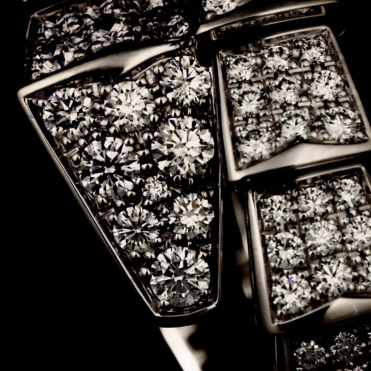 Serpenti Viper Diamond Bracelet 18K WG 750 size M