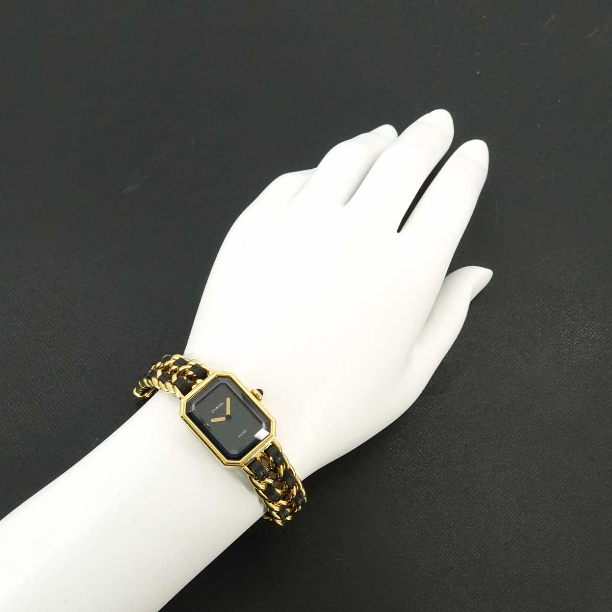 Premiere Size M H0001 Vintage Quartz Black Dial Ladies Watch