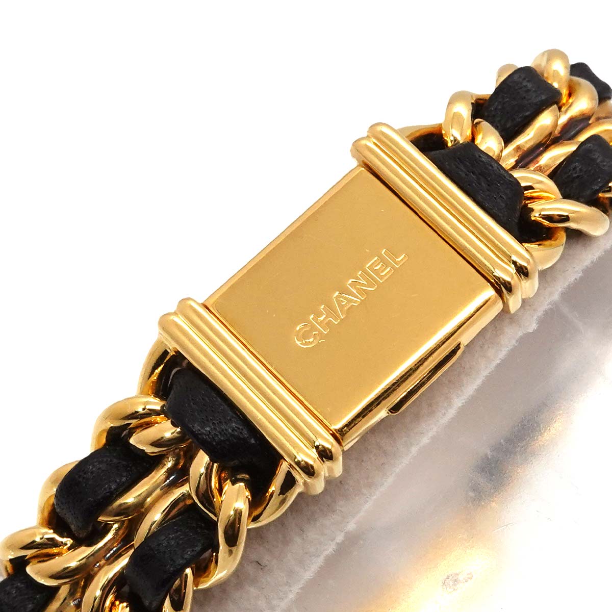 Premiere Size M H0001 Vintage Quartz Black Dial Ladies Watch