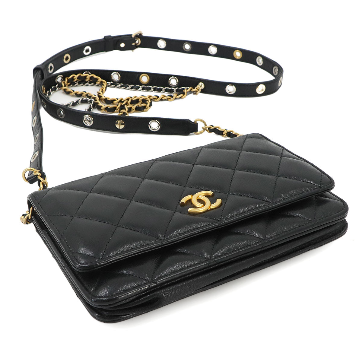 Matelasse Chain Wallet Leather Black AP2548 Purse