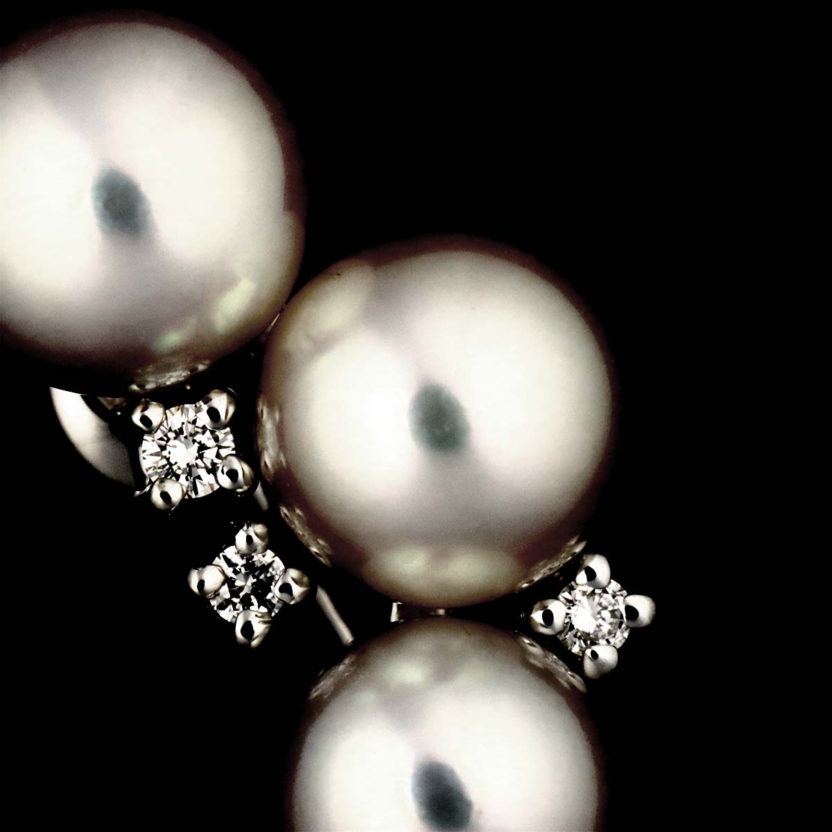 Akoya Pearl 6.9-6.3mm Diamond 0.06ct Earrings Platinum 14K WG 585