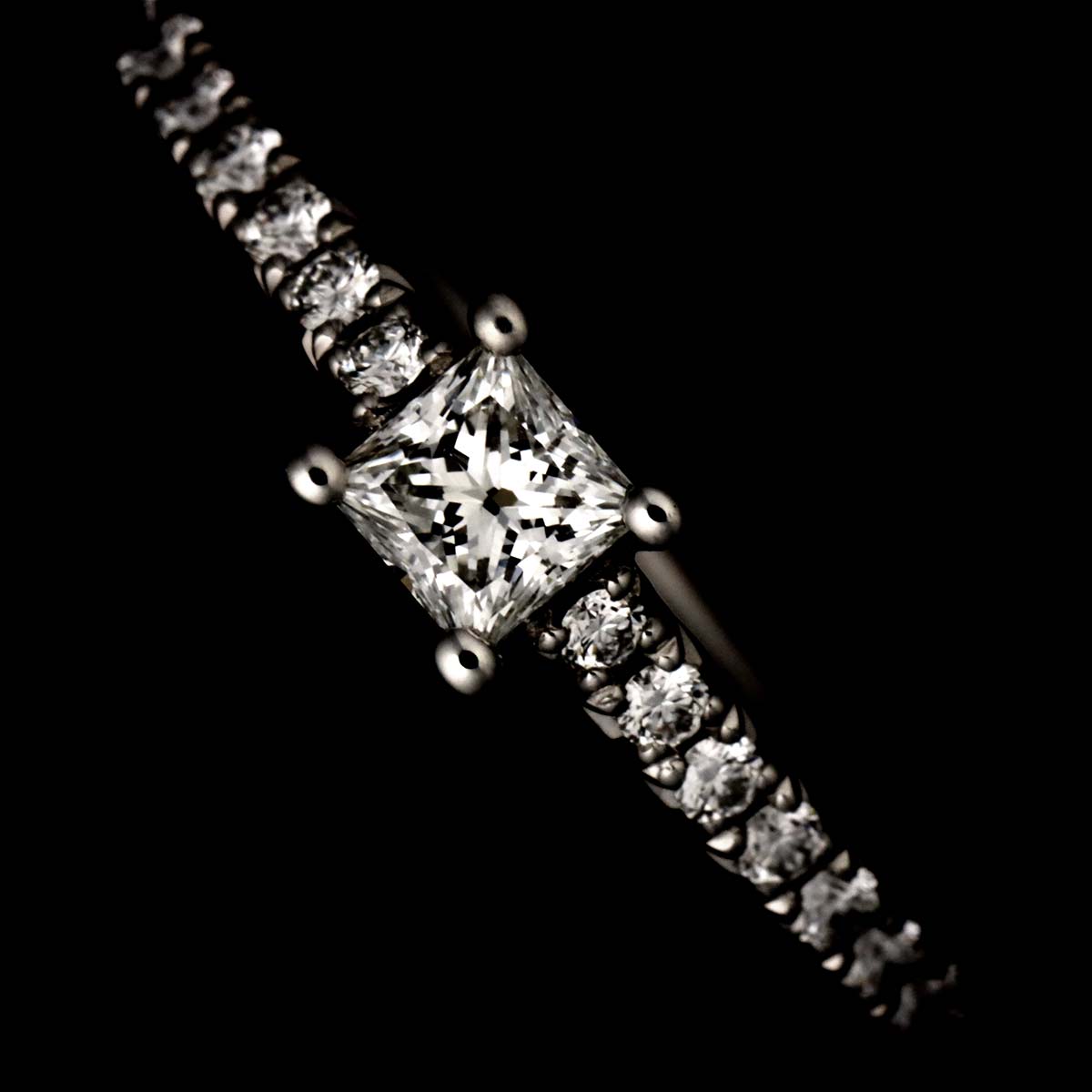 Novo Diamond 0.18ct G/VVS1 Ring Pt 4.5(US)