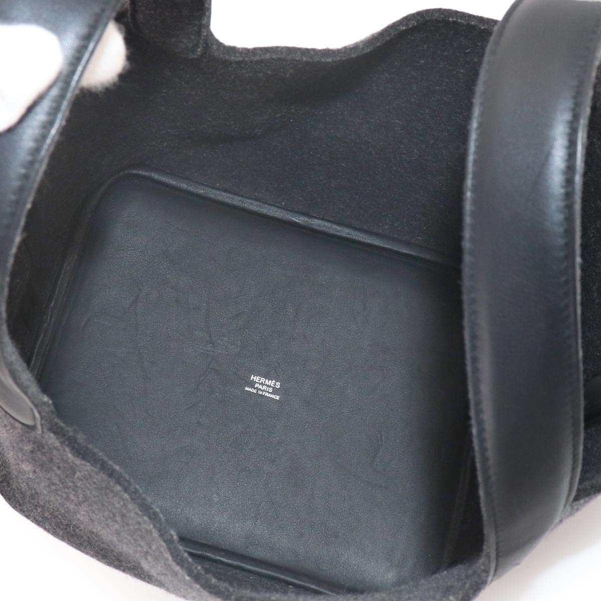 Picotin Lock MM Hand Bag Felt Veau Swift Graphite Black