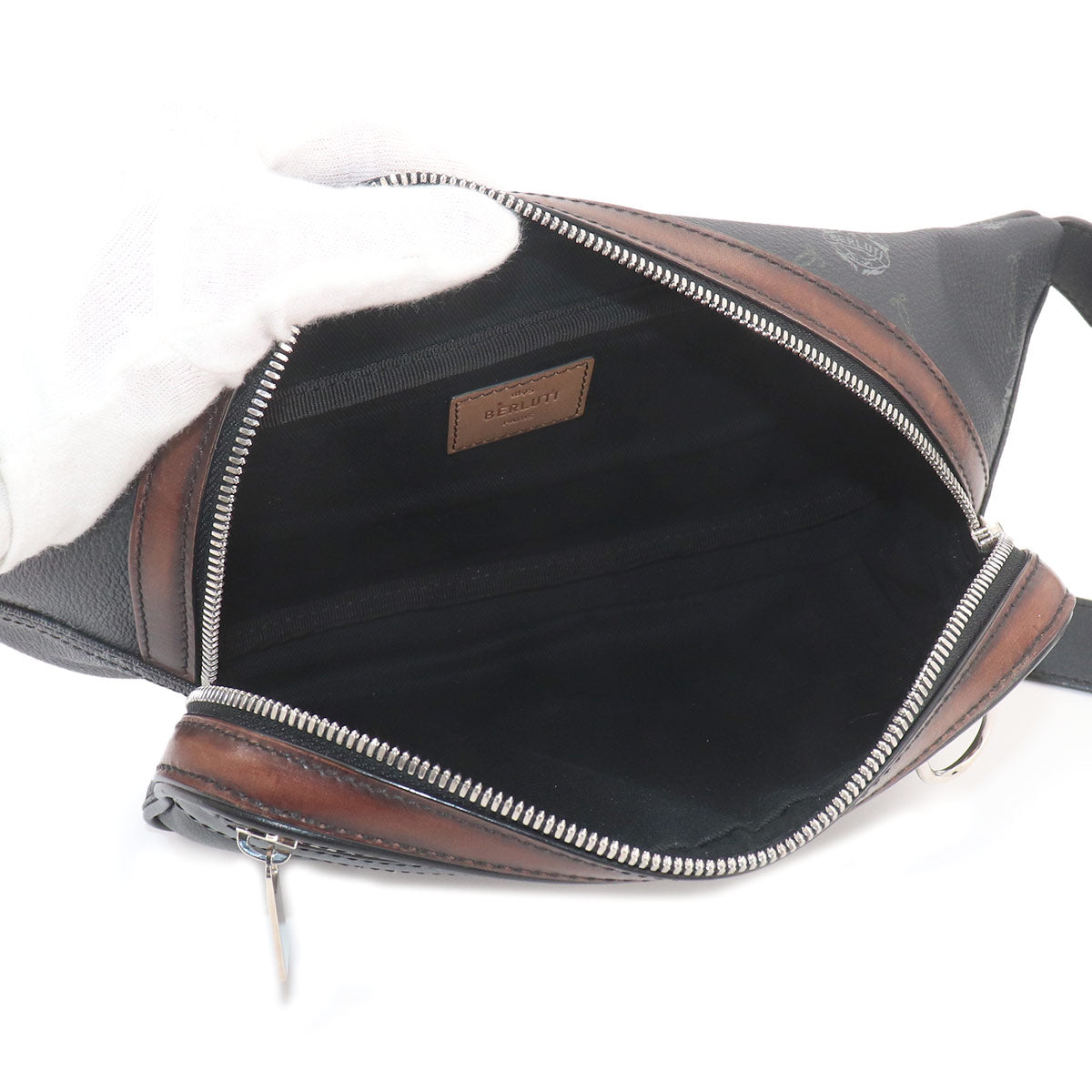 Signature Ballade Body Bag PVC Leather Black Purse