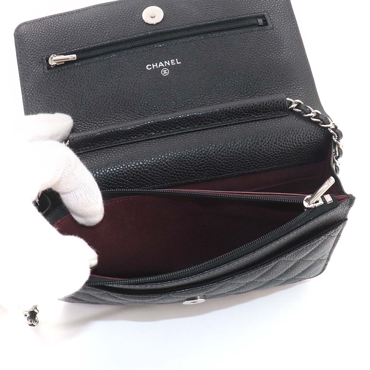Matelasse Classic Chain Wallet Leather Black AP0250