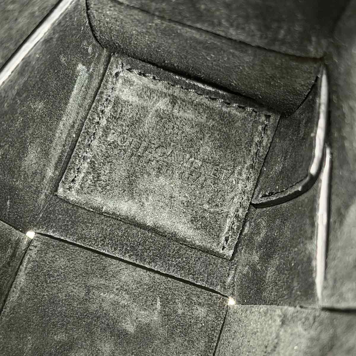 Intrecciato Cassette Hand Shoulder Bag Black