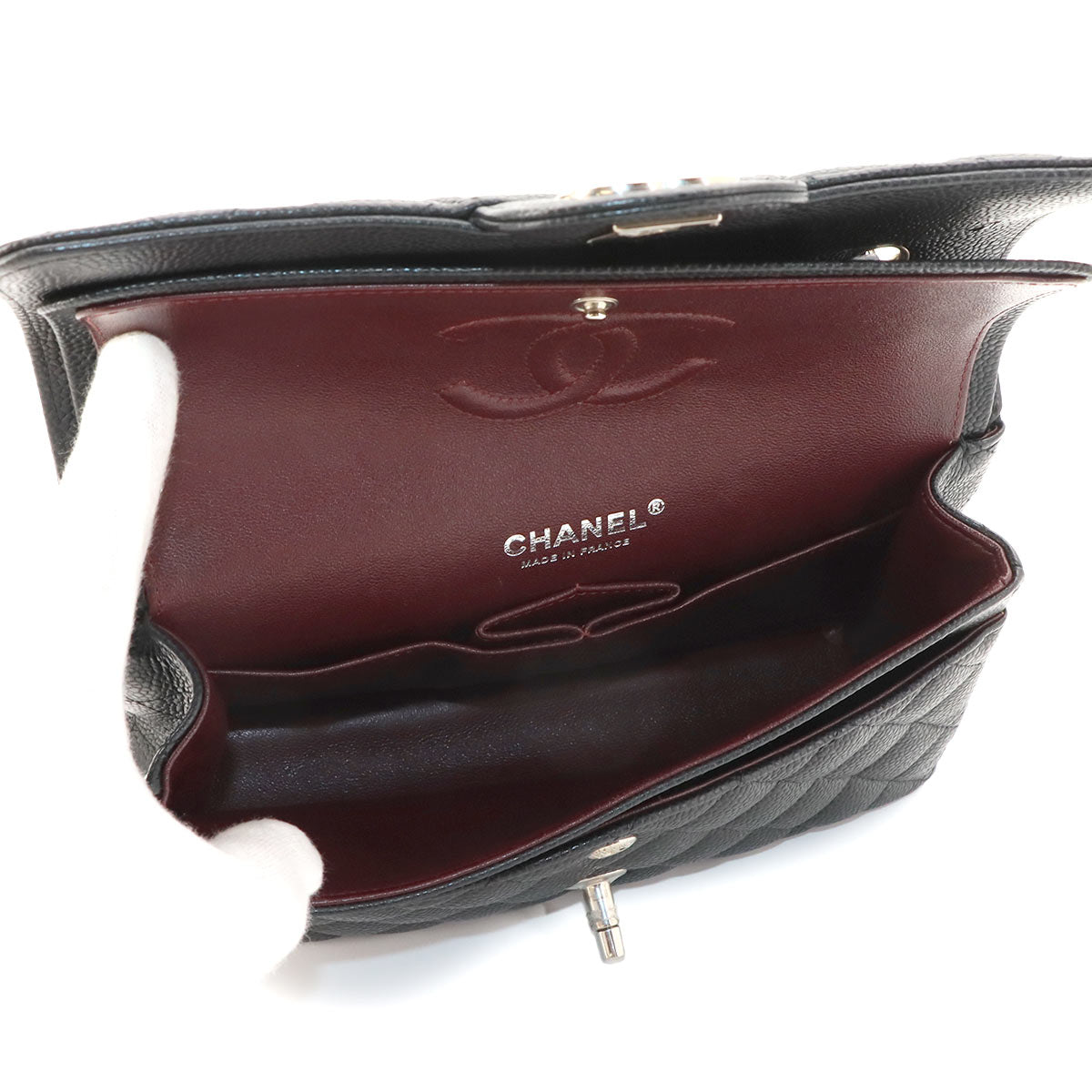 Matelasse 23 Chain Shoulder Bag Leather Black A01113