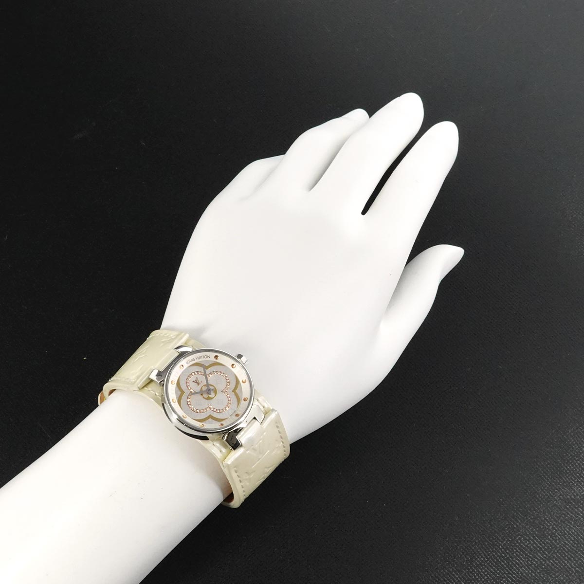Tambour Moon Divine QA017 Quartz Diamond Ladies Watch