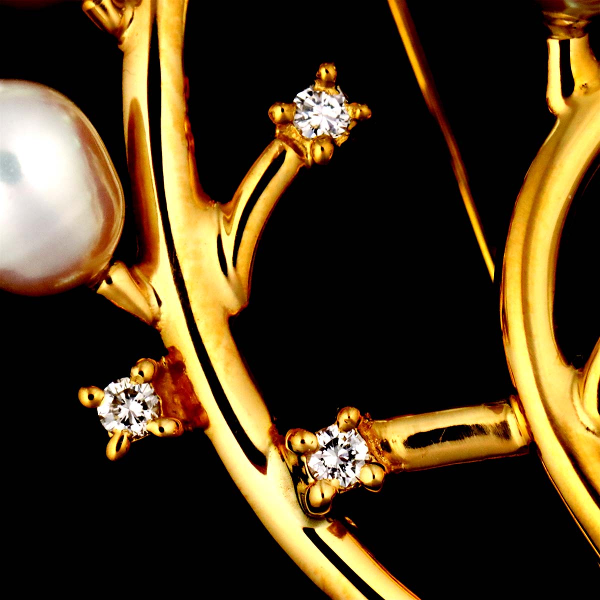 Akoya Pearl 5.1-3.9mm Brooch 18K YG 750
