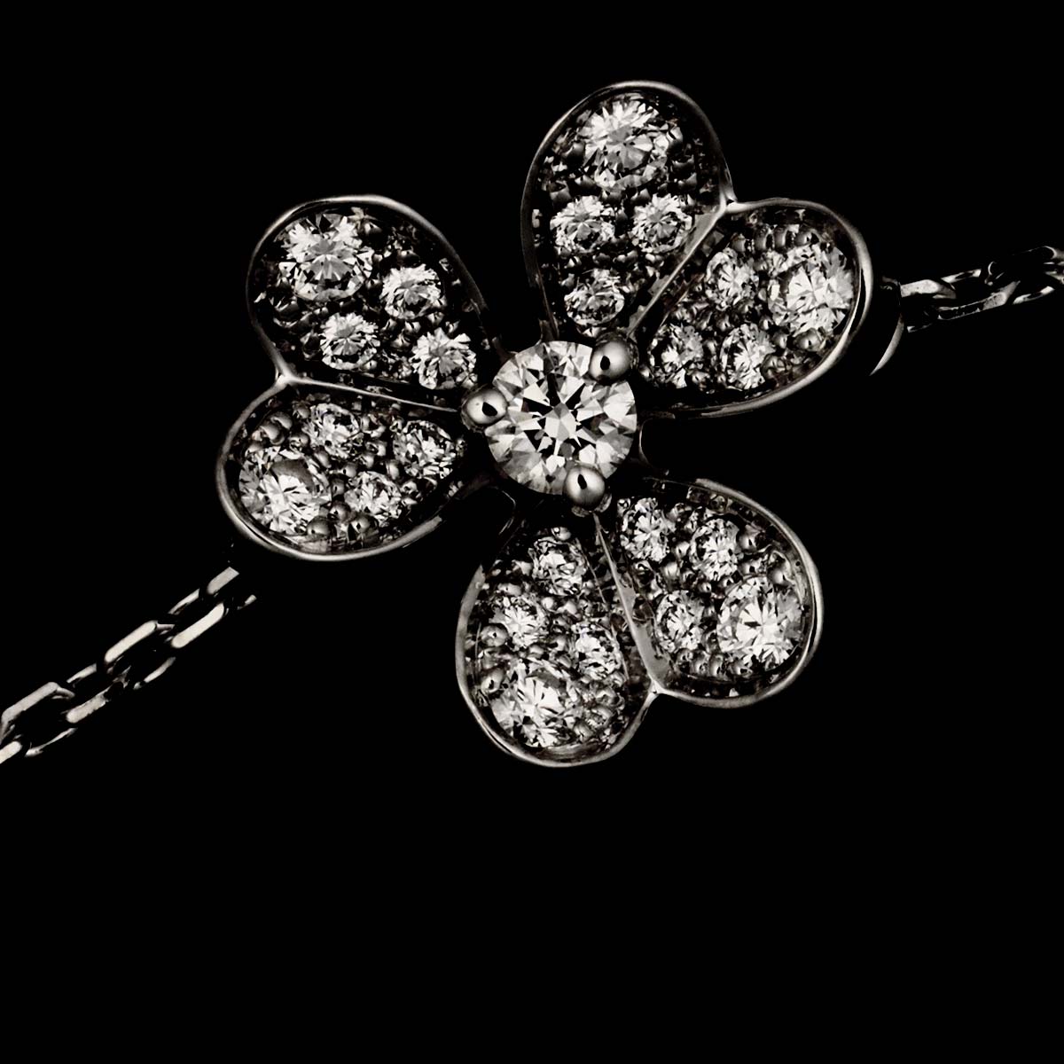 Frivole Mini Diamond Bracelet 18K WG 750