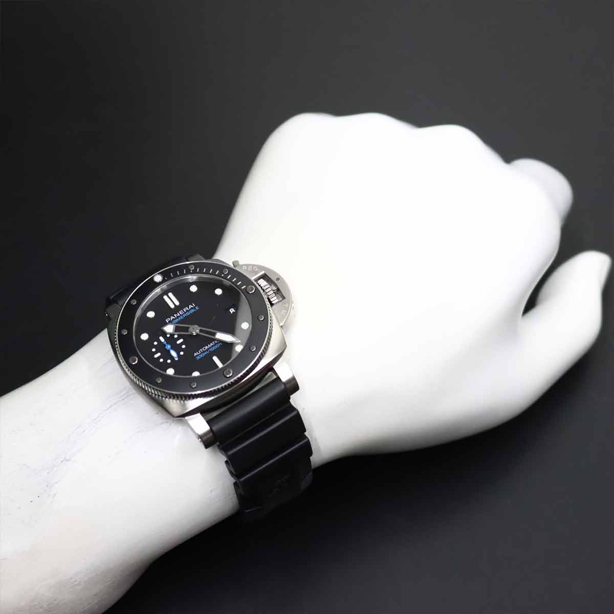 Submersible PAM00683 Date Black Dial Mens Watch