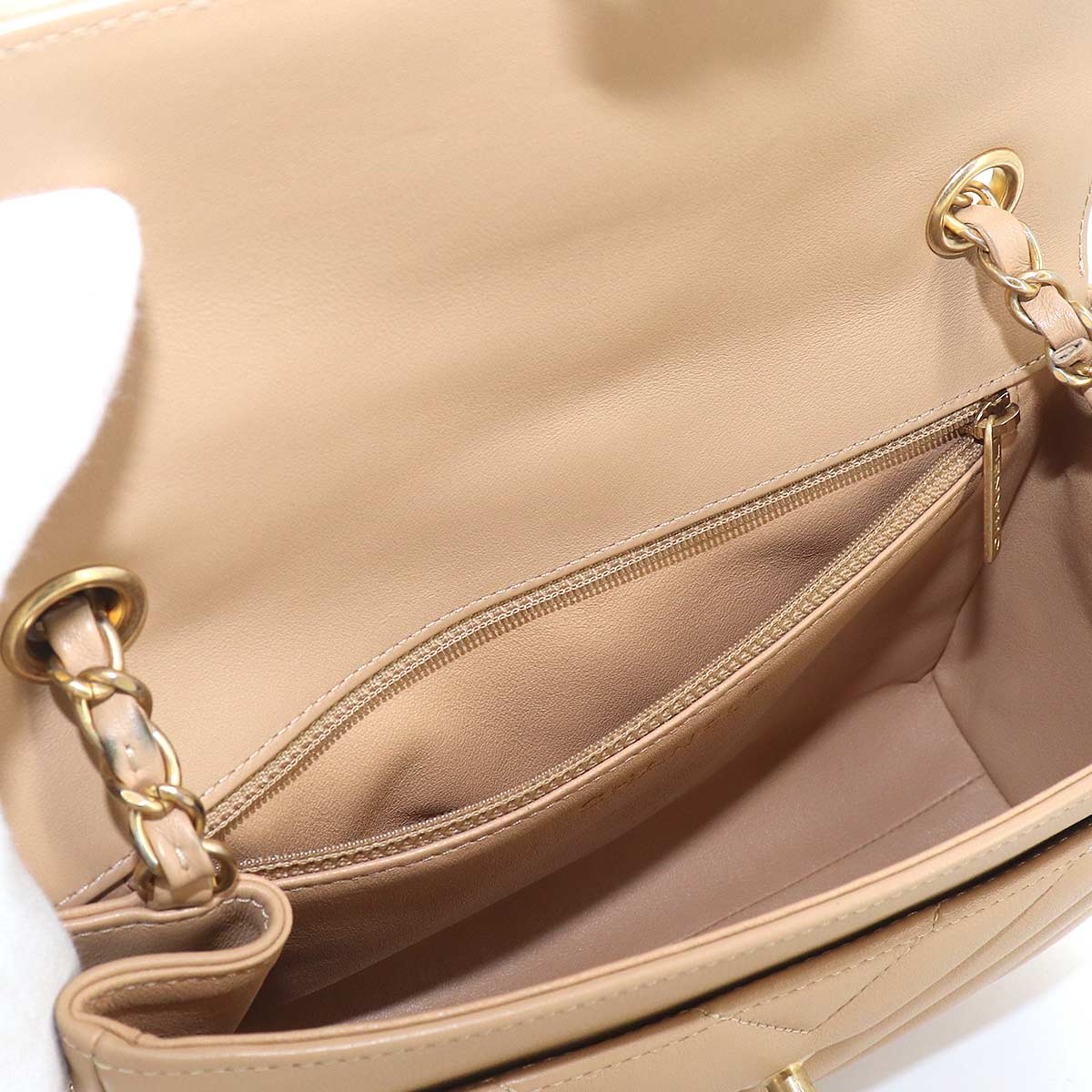 Golden Class CC Matelasse Chevron Hand Chain Shoulder Bag