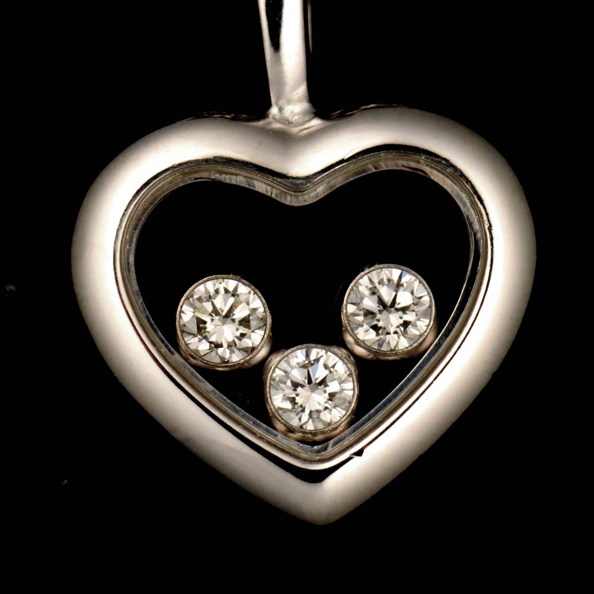 Happy Diamond Heart Necklace 18K White Gold 750