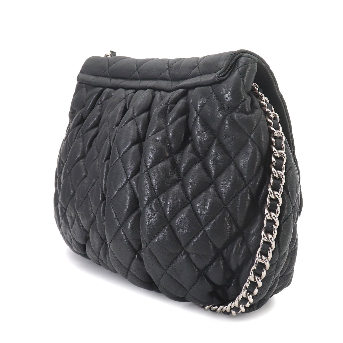 Matelasse Chain Around Shoulder Bag Leather Black