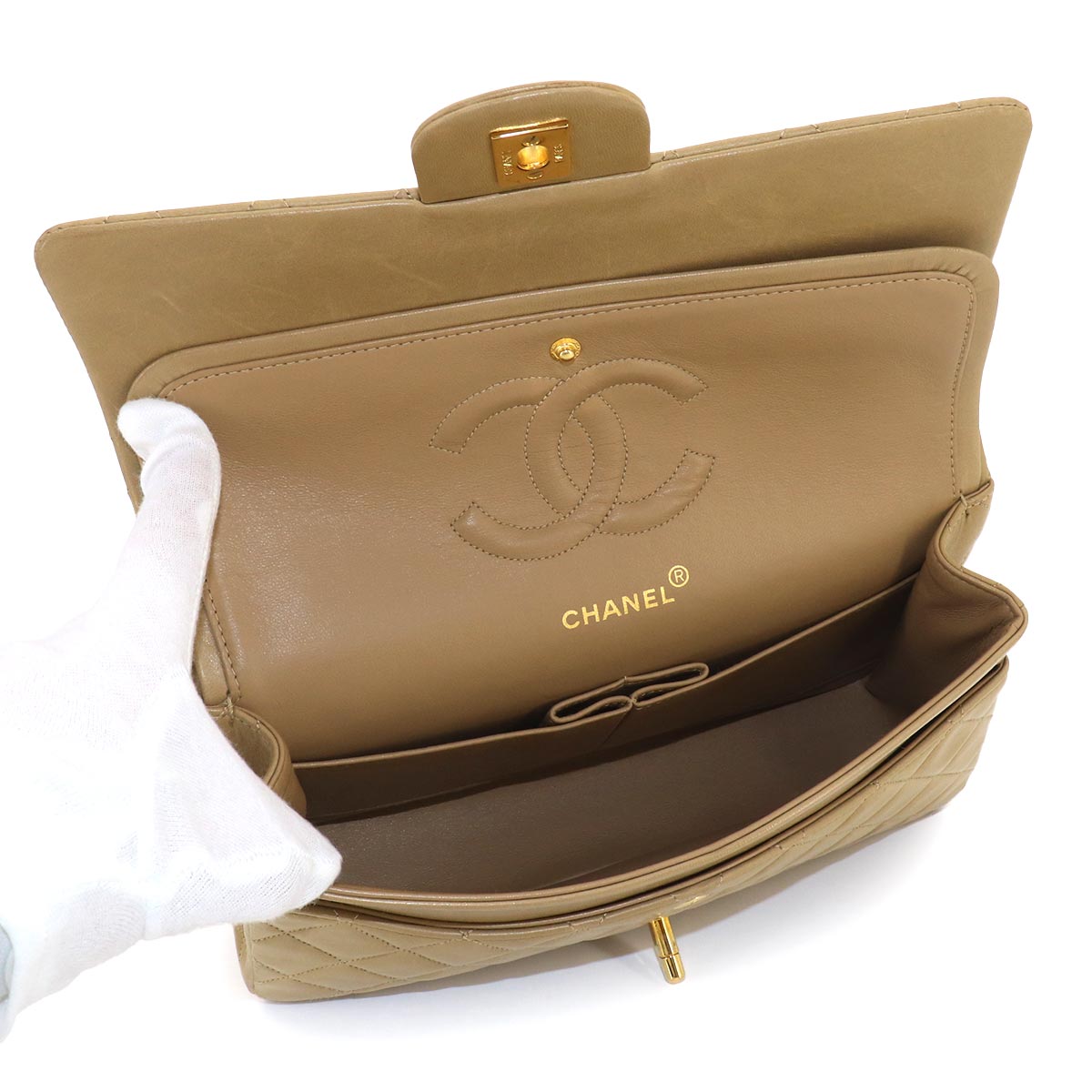 Matelasse 25 Chain Shoulder Bag Leather Beige A01112 11.12