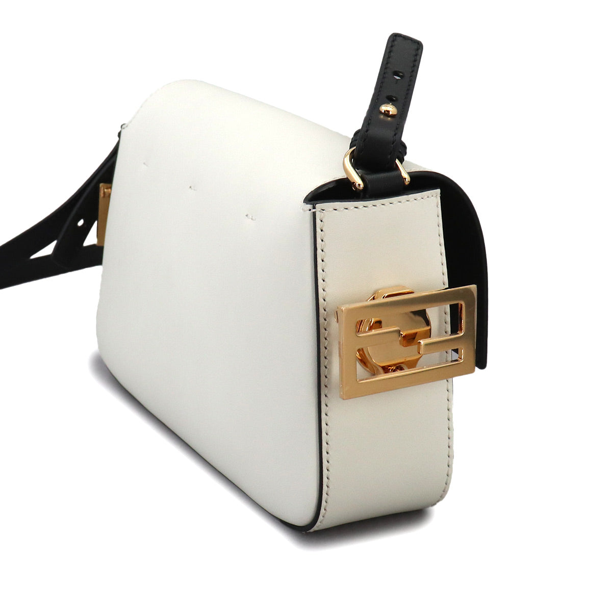Bucket Twist Hand Shoulder Bag Leather White Black 8BR821