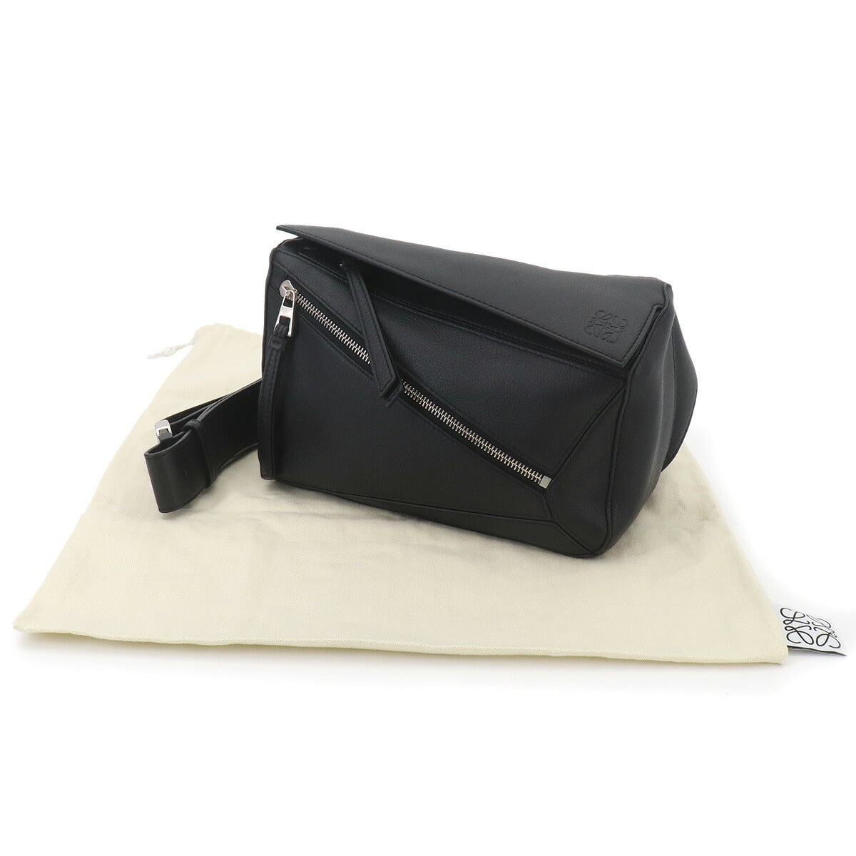 Pazzle Edge Small BumBag Leather Black B510P35X09 Crossbody Bag