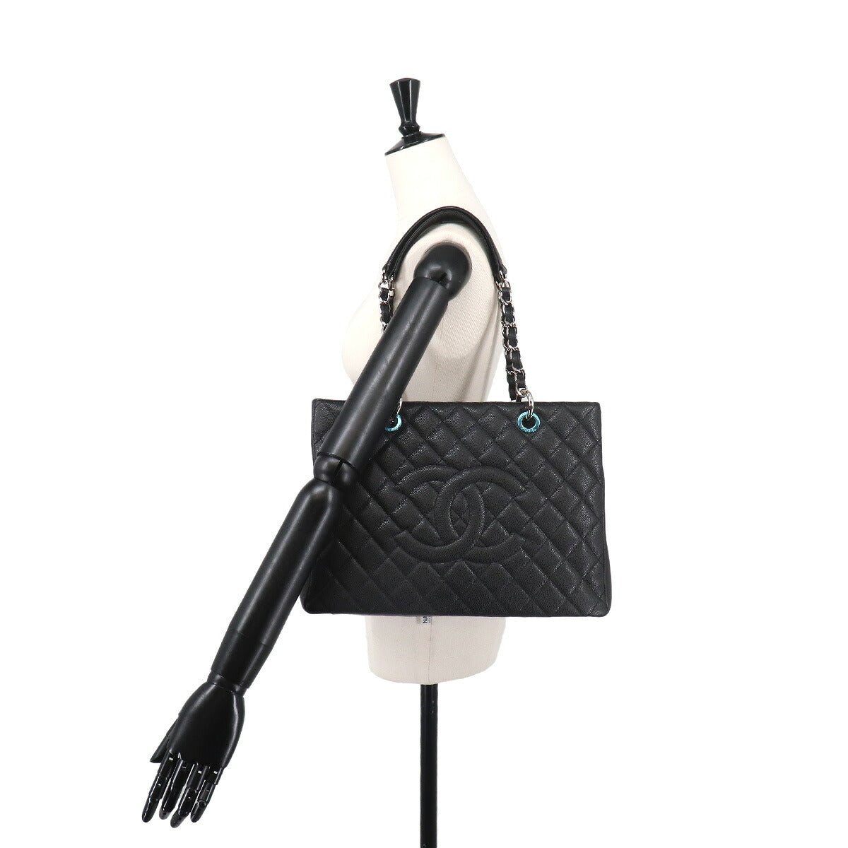 Matelasse Grand Shopping Tote Bag Leather Black GST A50995